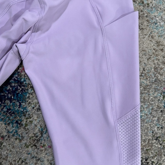 Xersion 7/8 Ankle Legging! High-Rise, fitted, ventilation sides & Quick-Dri NEW! - Picture 4 of 6